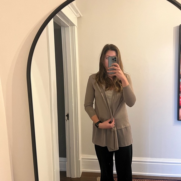 Taupe Cardigan - size xs - Picture 6 of 10